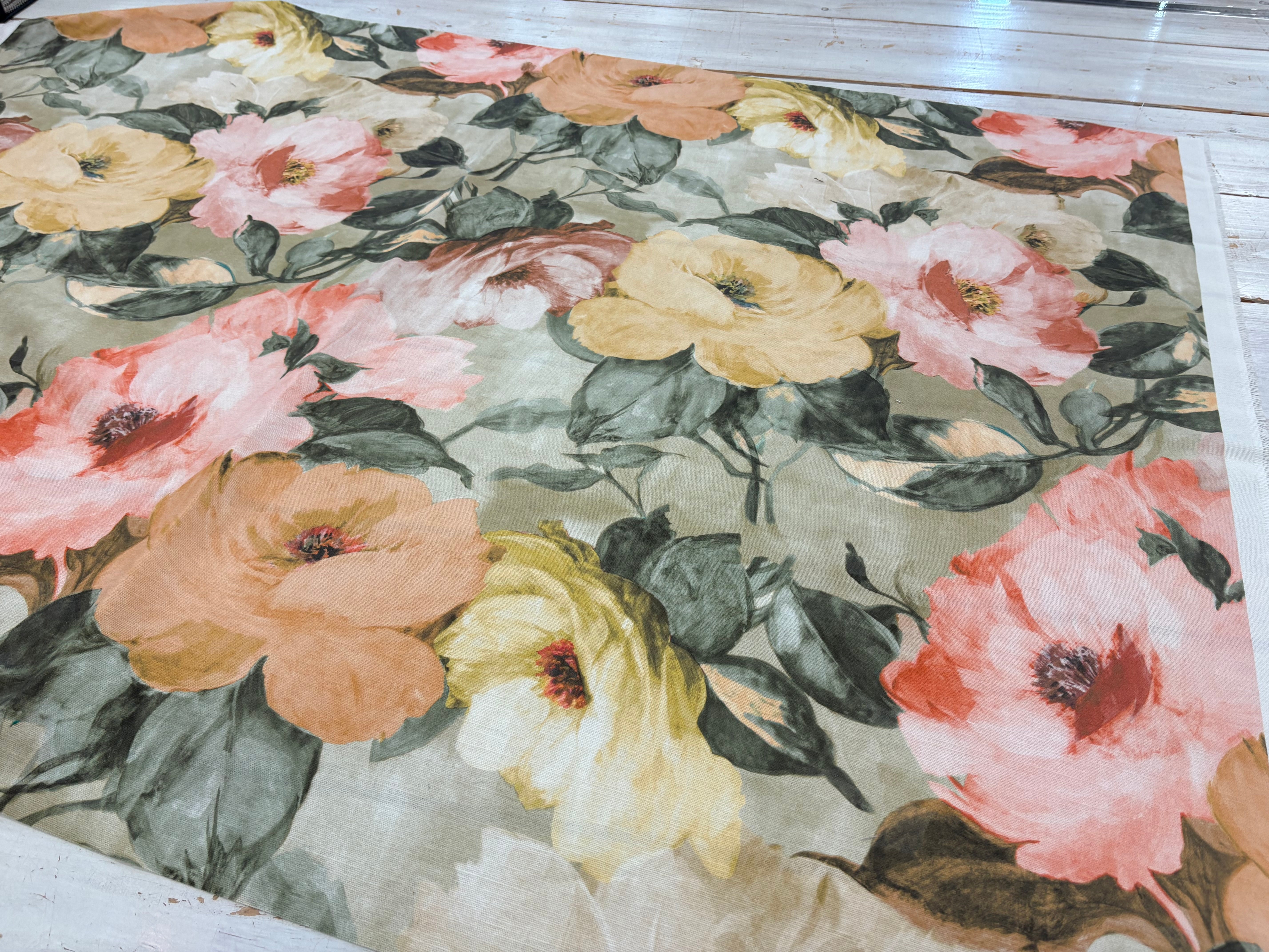 REM 17 - Prestigious Floral digital print 100cm x 140cm  (RRP - £25pm)