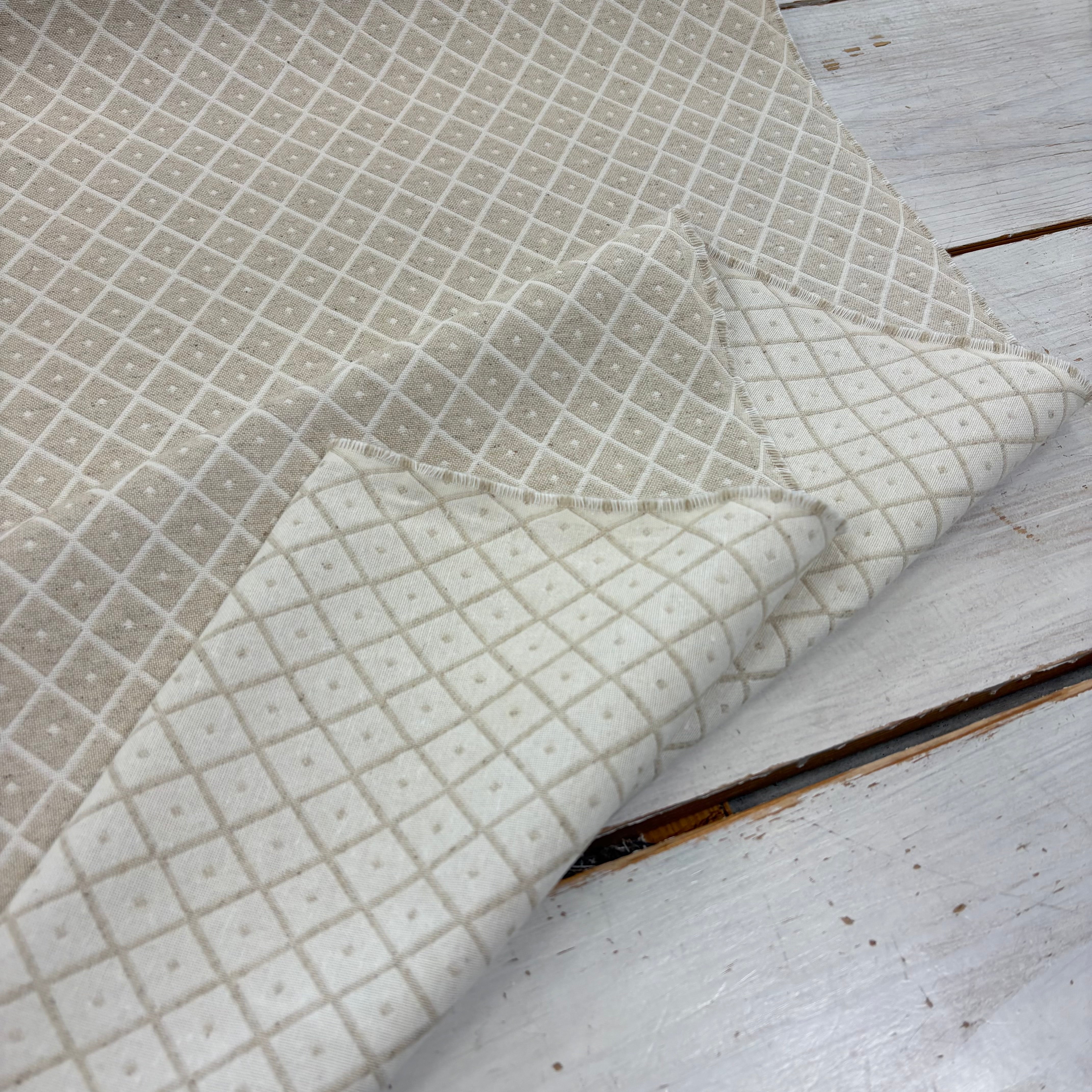 Reversible natural diamond woven fabric beige, linen, ivory 