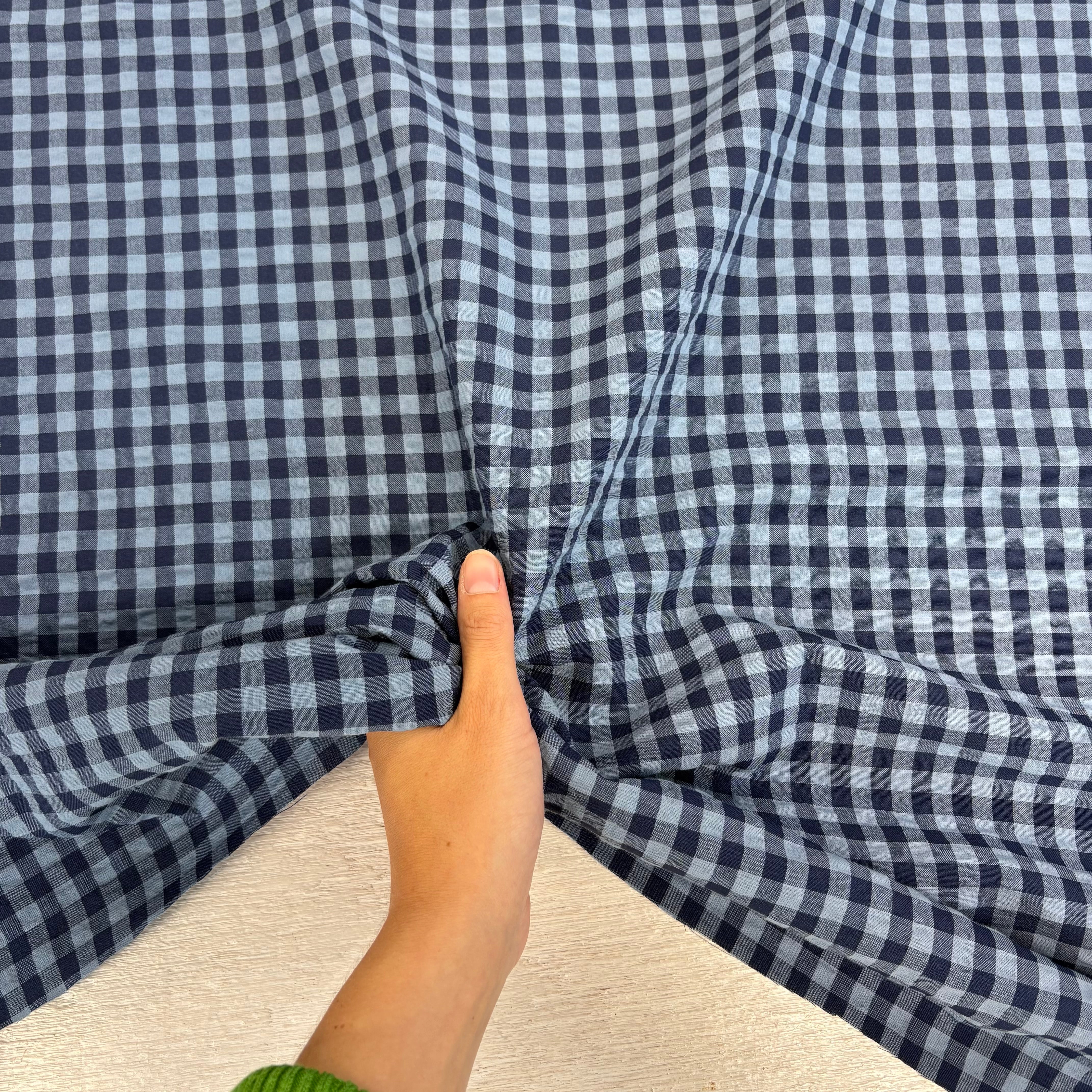 i533 Textured woven gingham Denim Navy