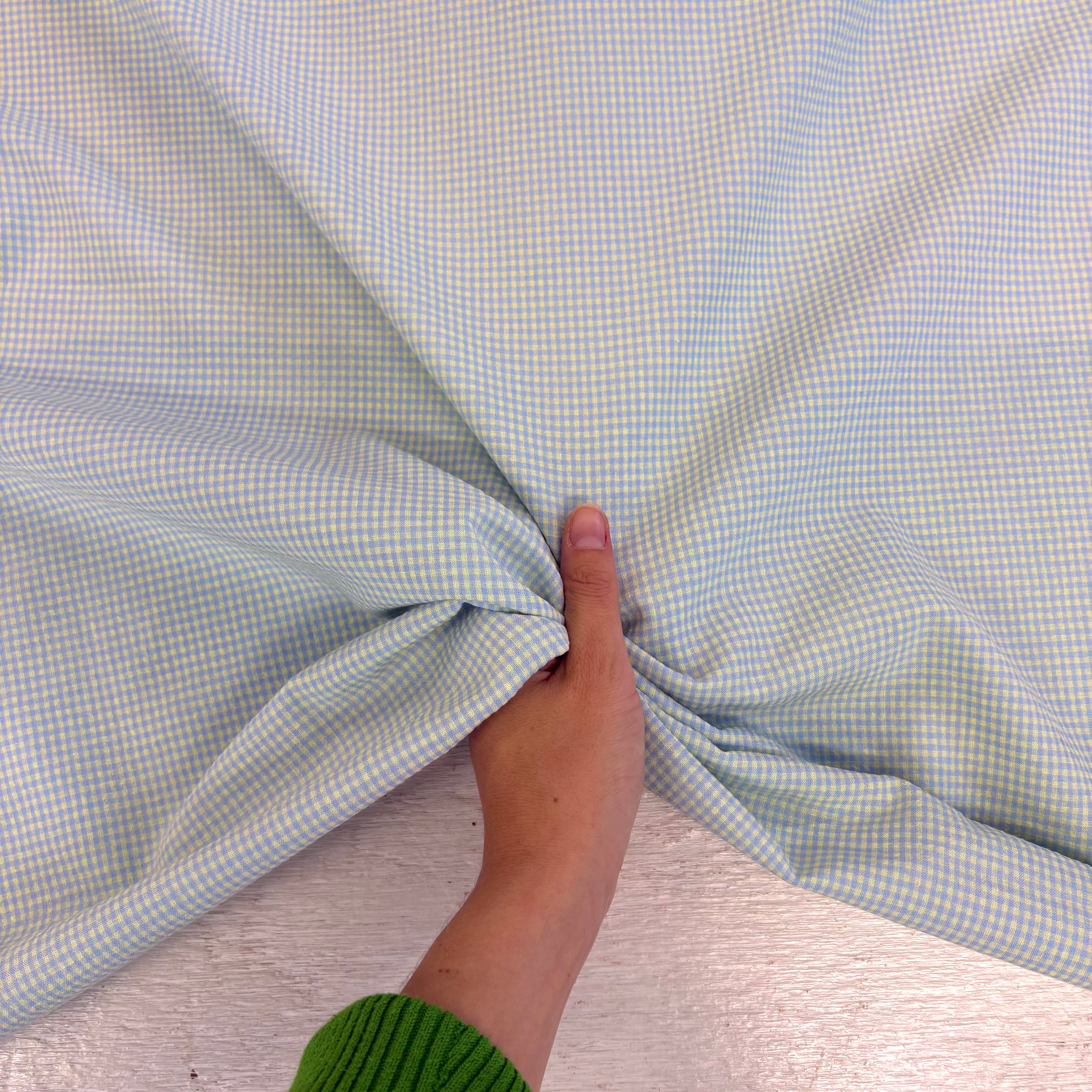 i531 Dinky woven gingham Lemon sky
