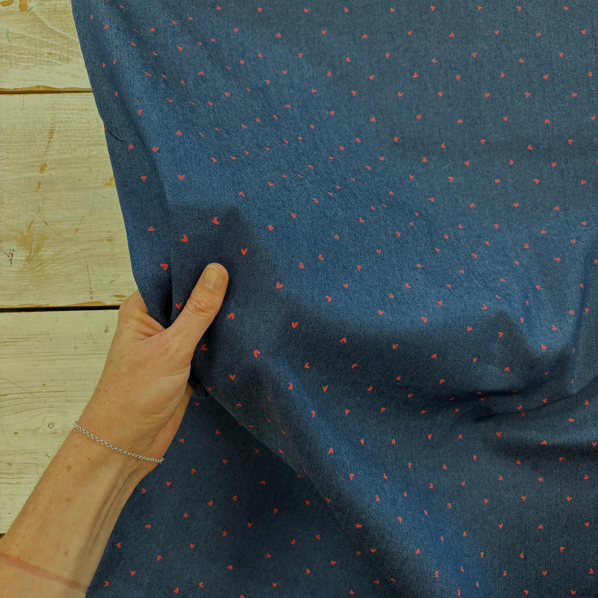 T584 Hearts Stretch Denim Blue