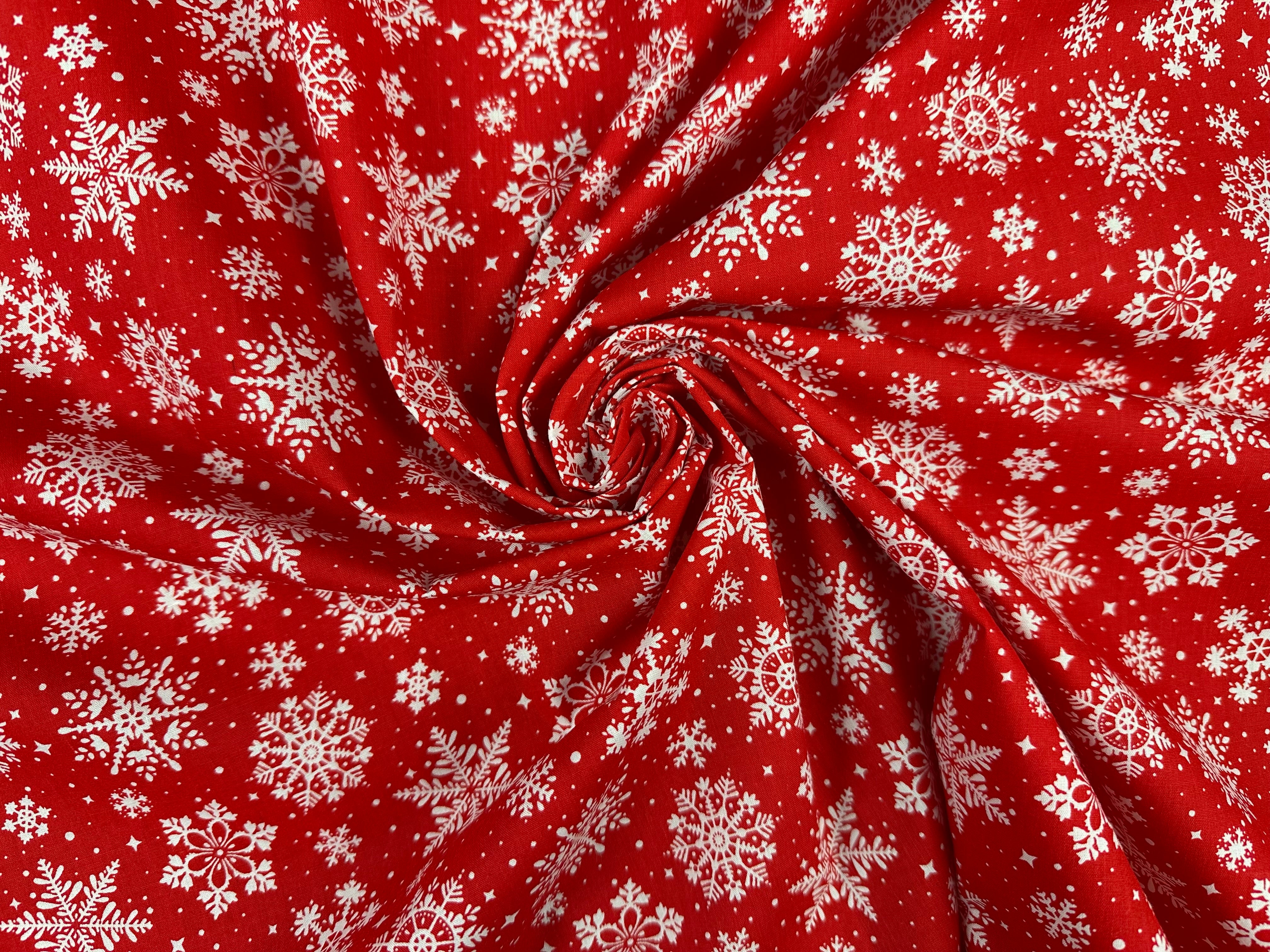 C833 Snowy Night Red