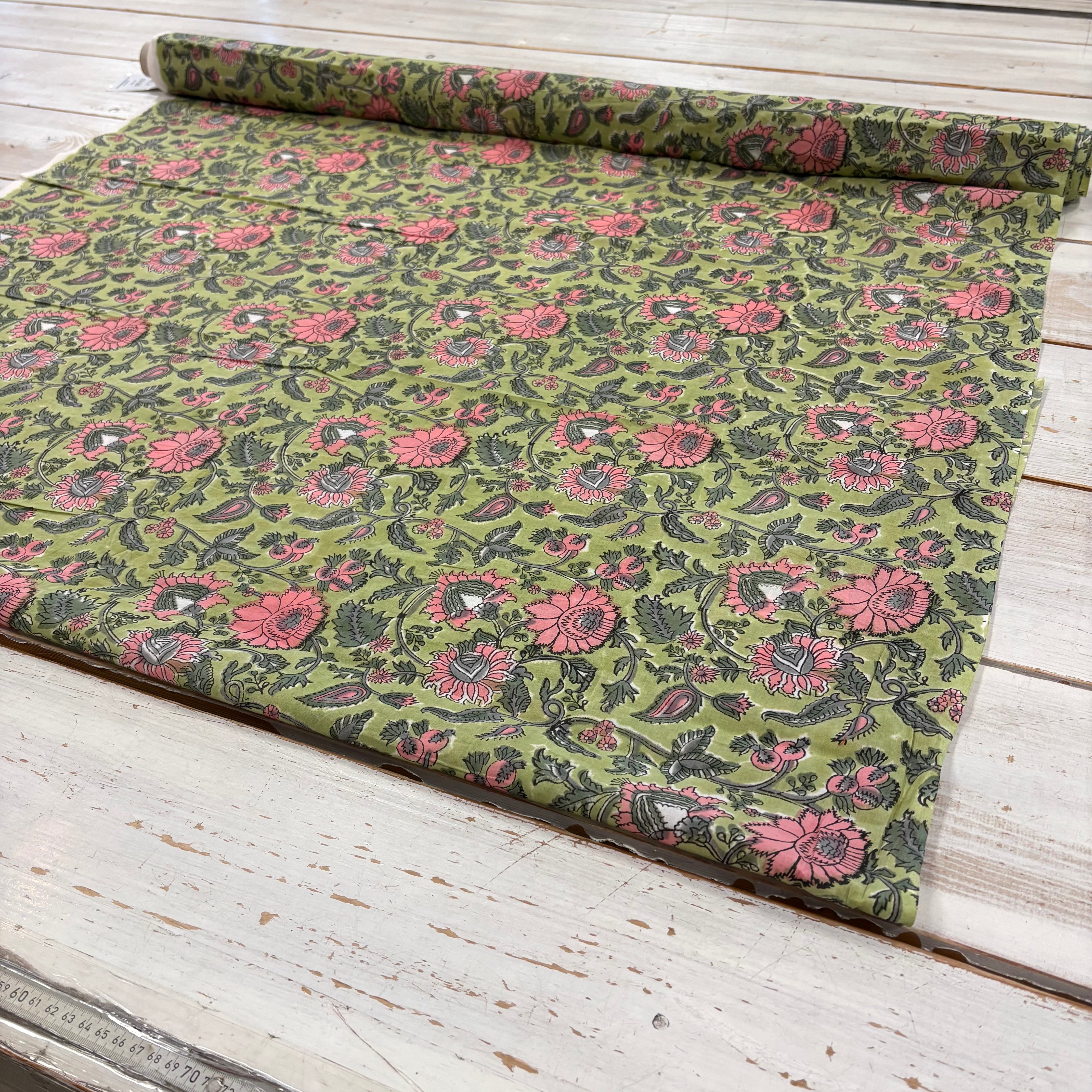 The trailing Rajasthan flower block print Tex Ex 2947