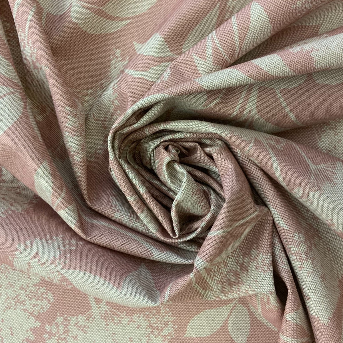 S186 Elderflower Rose Fabric Gathered