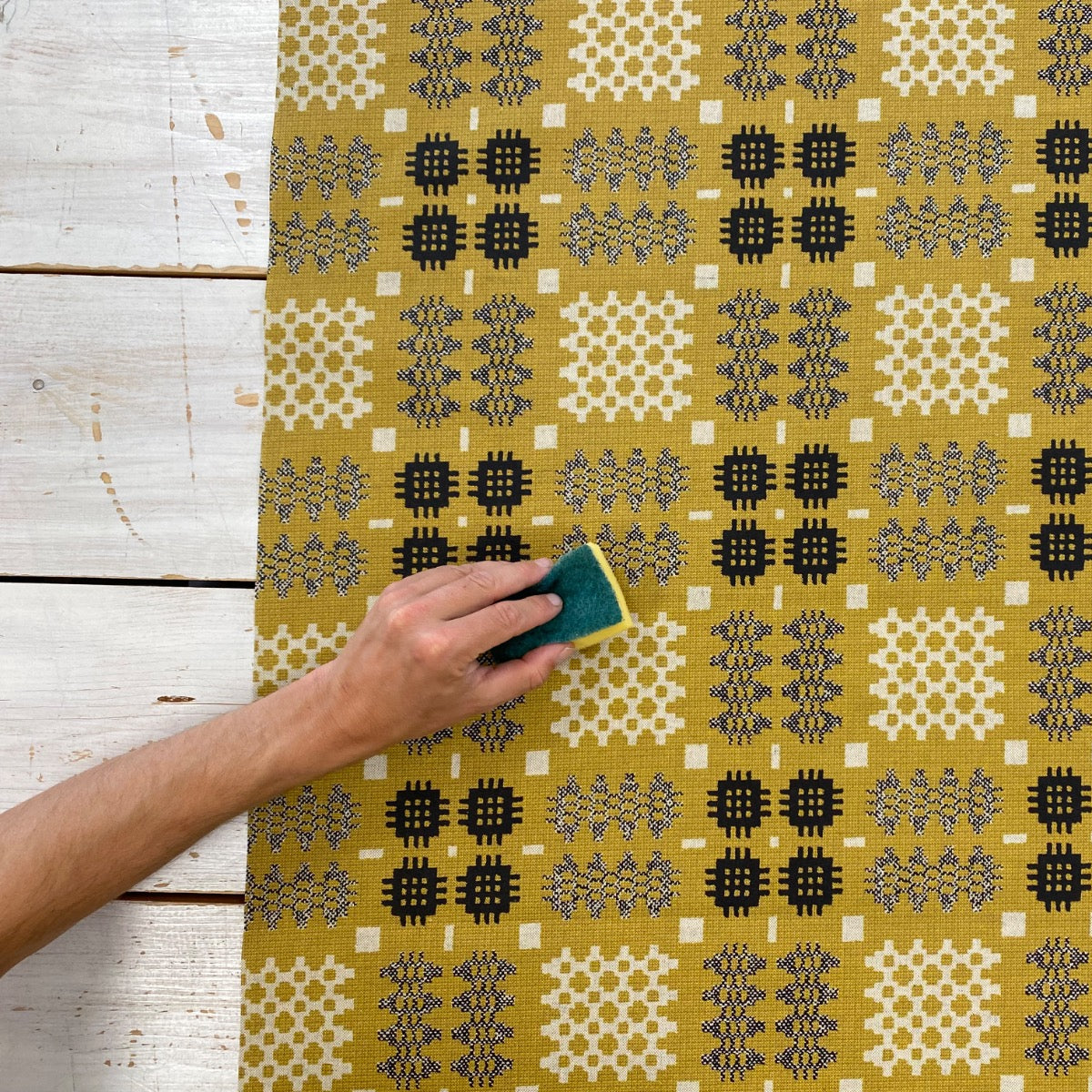 S40 Welsh Blanket Oilcloth Gold Wipeable Tablecloth Fabric