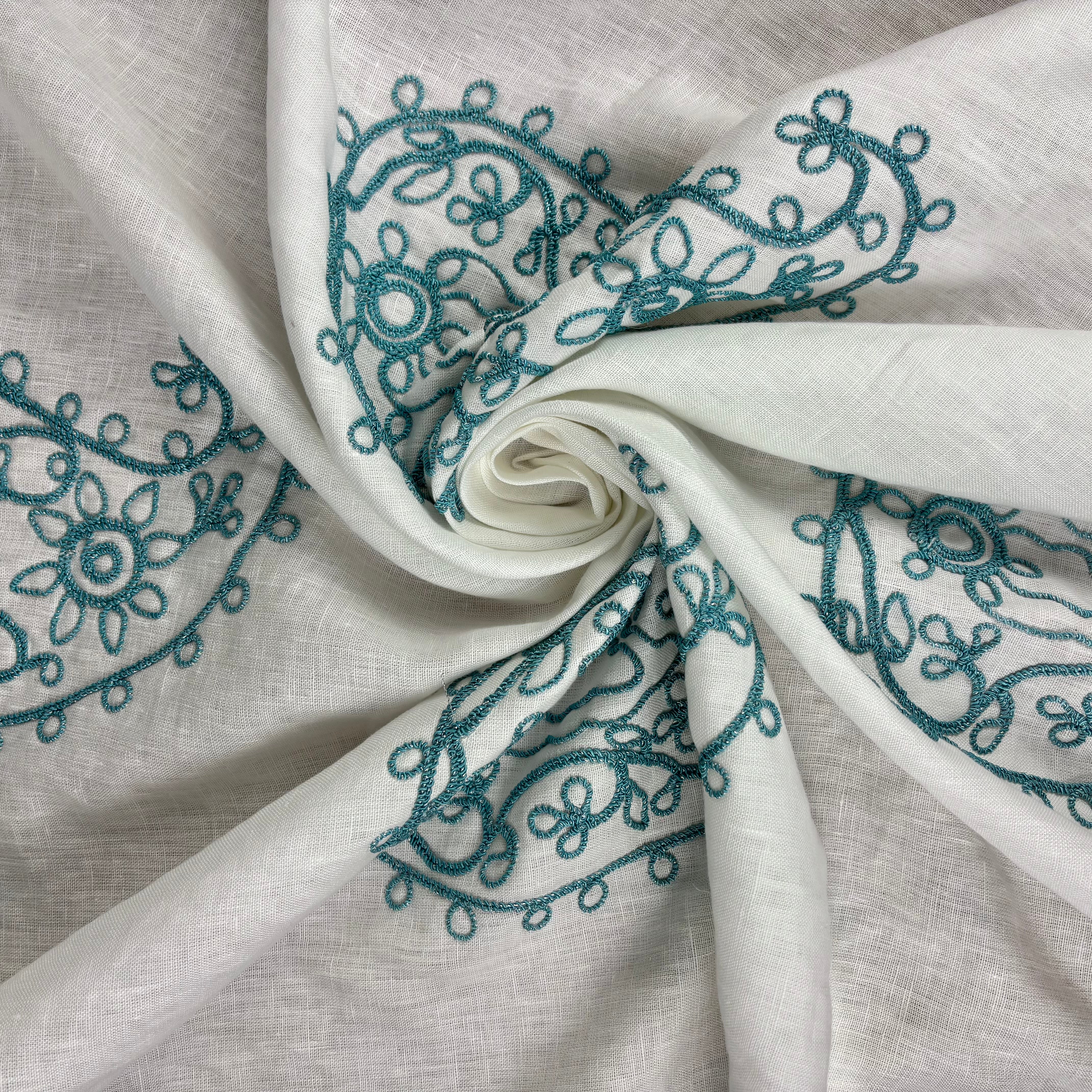 Tex Ex 2935 Embroidered Paisley Linen White Denim Fabric Ruched