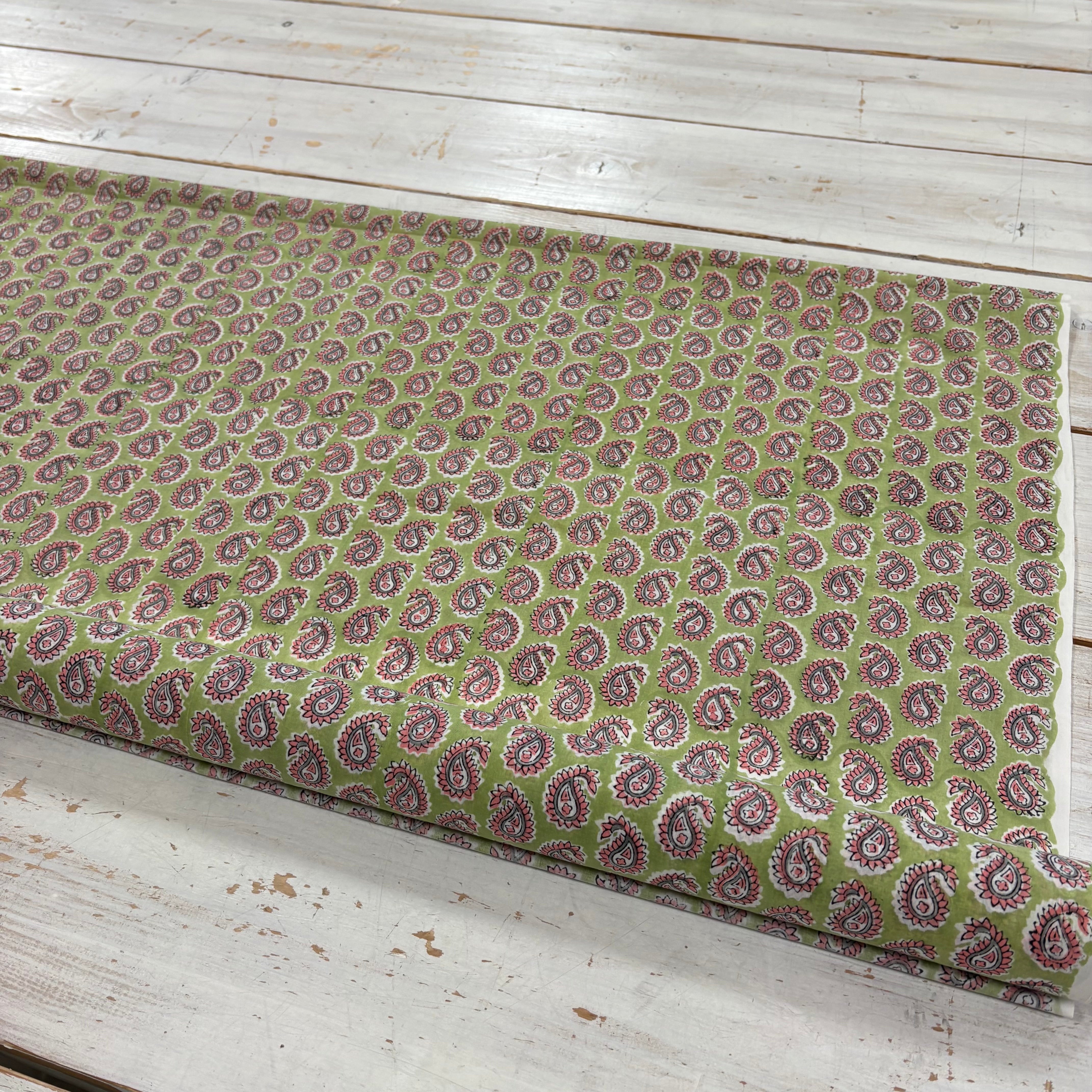 Varanasi Paisley Block Print Tex Ex 2946 Fabric Full Width