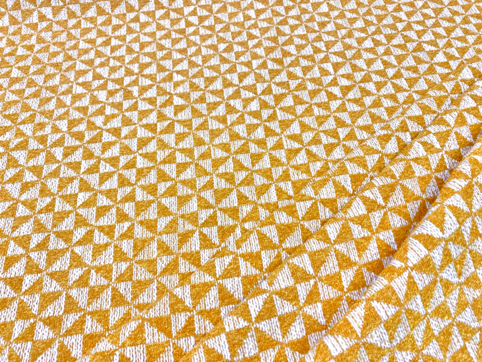 S252 Bergen Triangles Sunshine