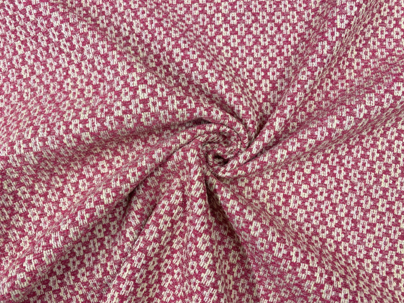 S253 Stravanger Mini Pink