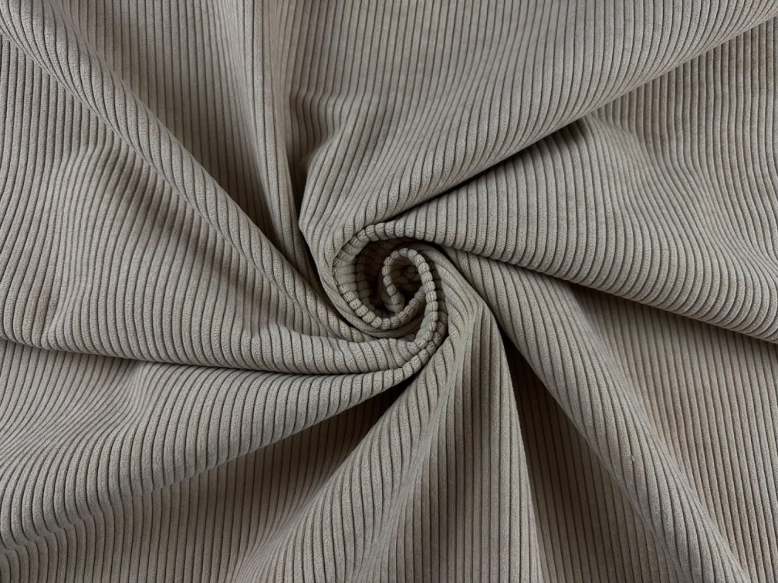 Chunky 5 Wale Upholstery Corduroy Taupe H334