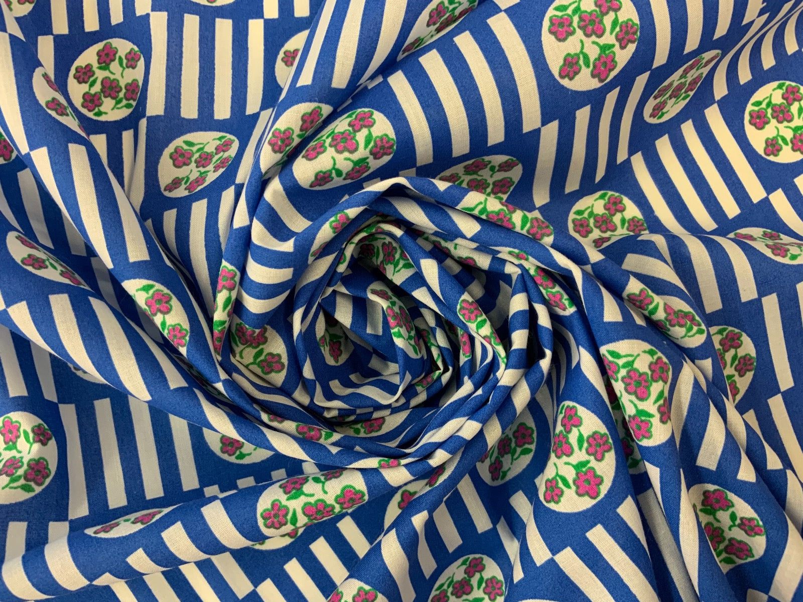 Billie Blue- Vintage collection 70