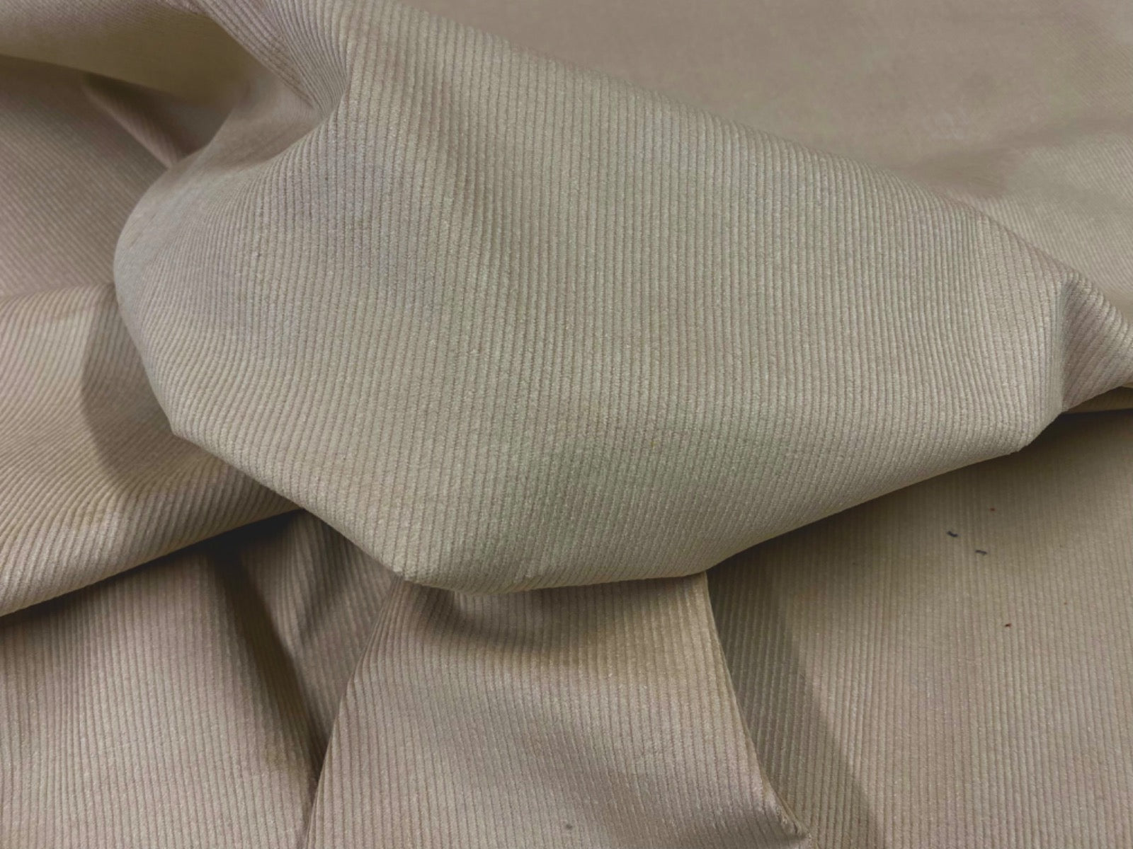 F373 Ex Designer 12 Wale Stretch Corduroy Latte