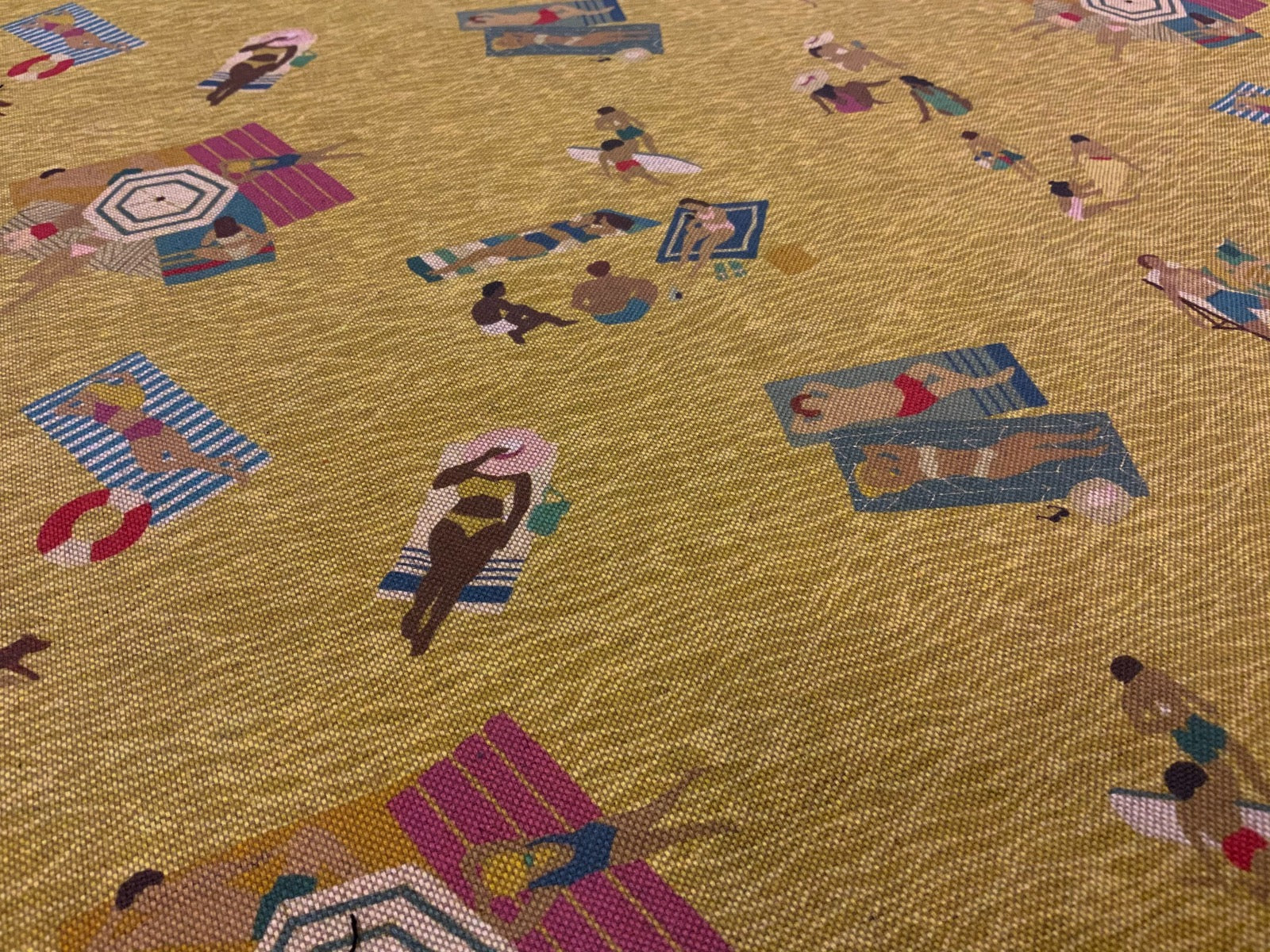 Beach Day Oilcloth S60