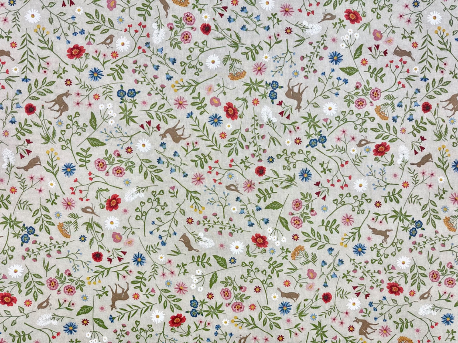 T522 Floral Animal Garden Linen Multi