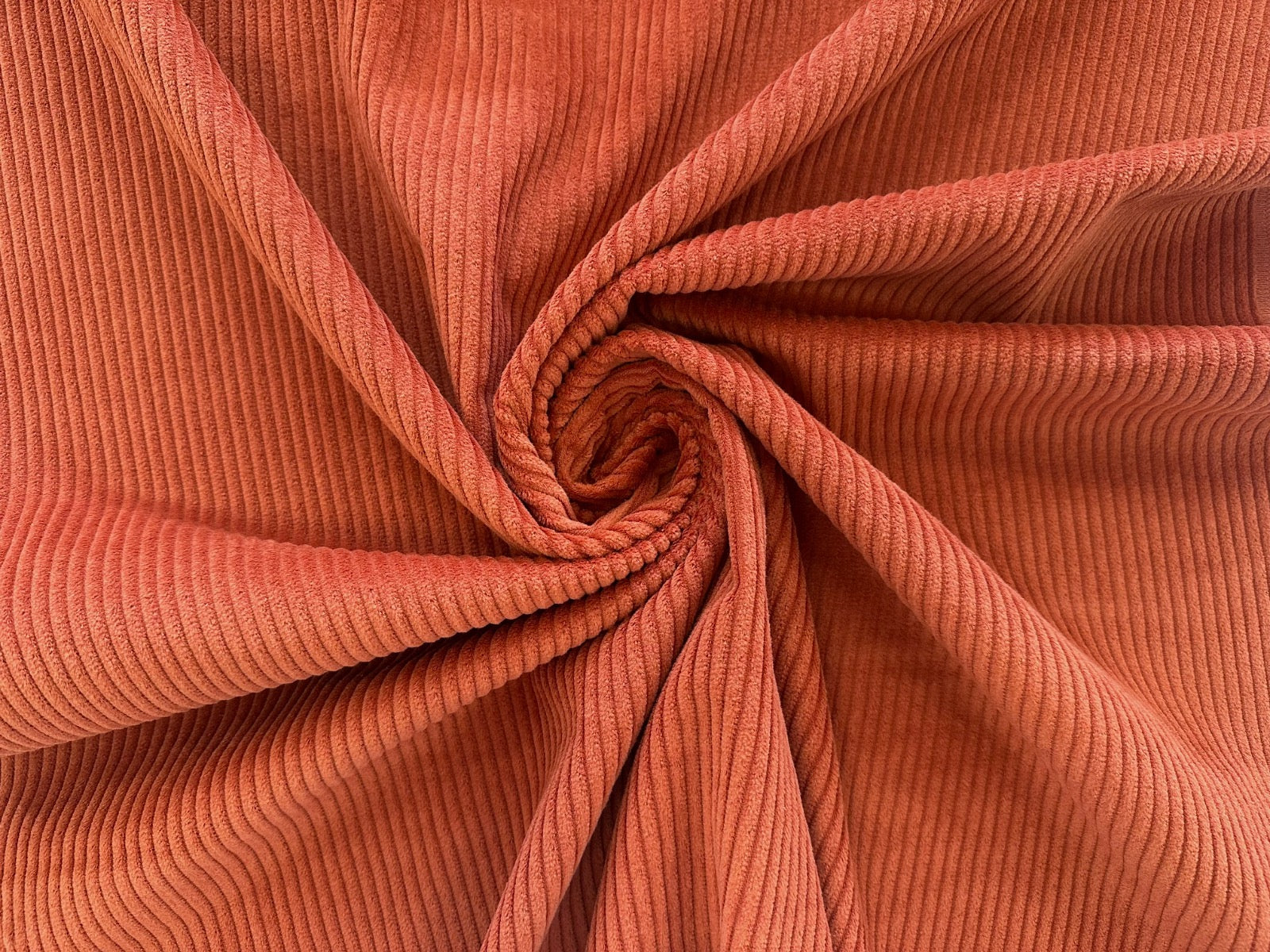 C819 4.5 Wale Corduroy Rust
