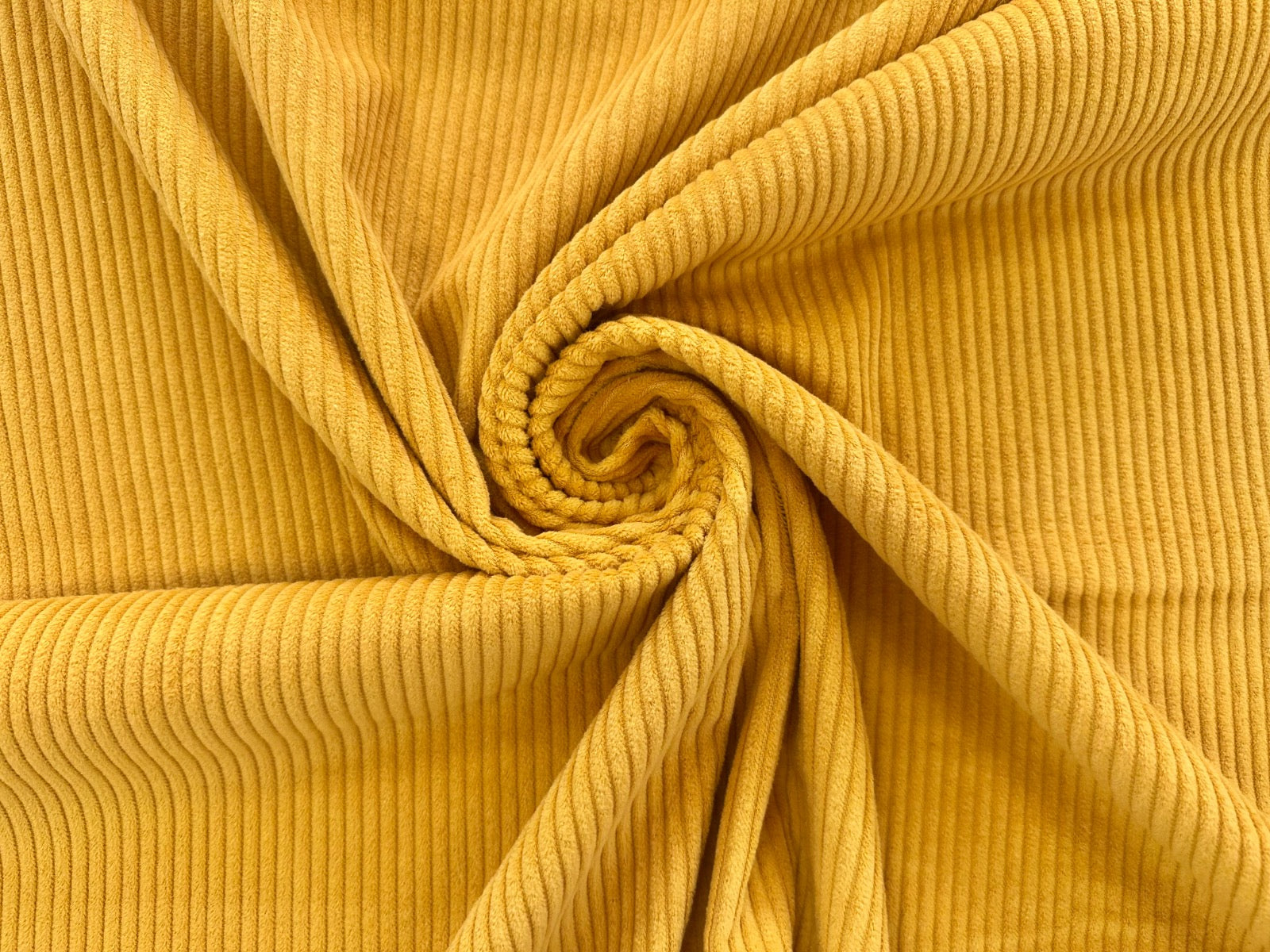 C817 4.5 Wale Corduroy Honey