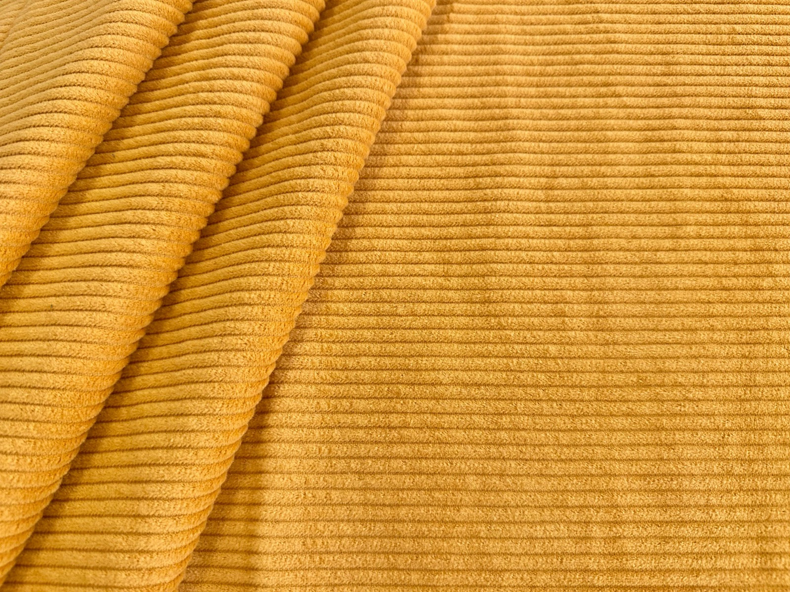 C817 4.5 Wale Corduroy Honey