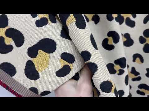 T551 Leopard Spots Tapestry