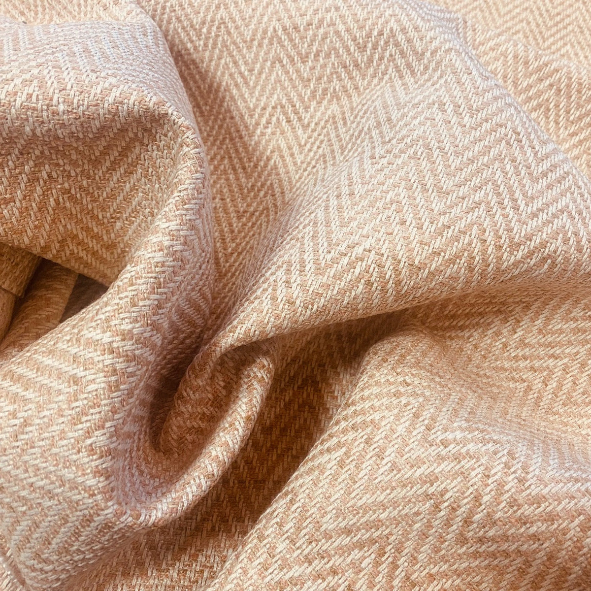 iLiv Summit Shell Fabric Texture