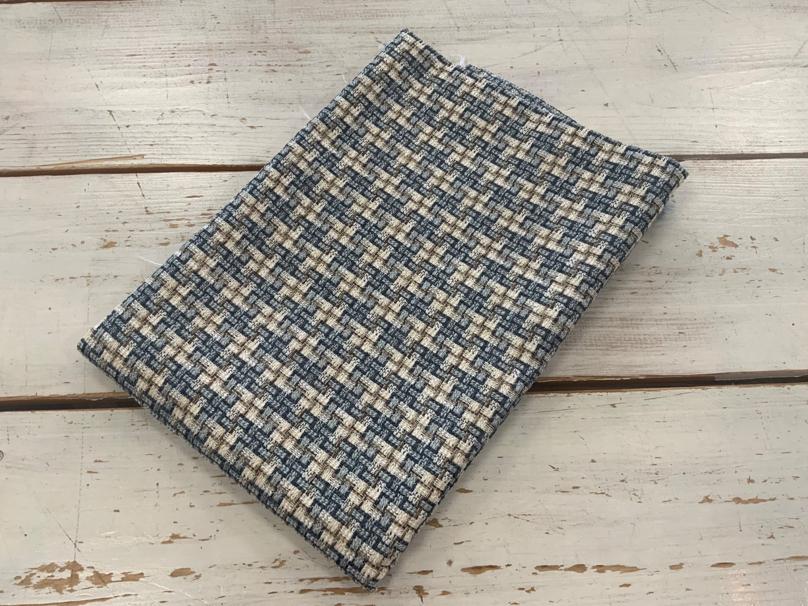 RE3959 0.9m woven blue check (140cm wide)