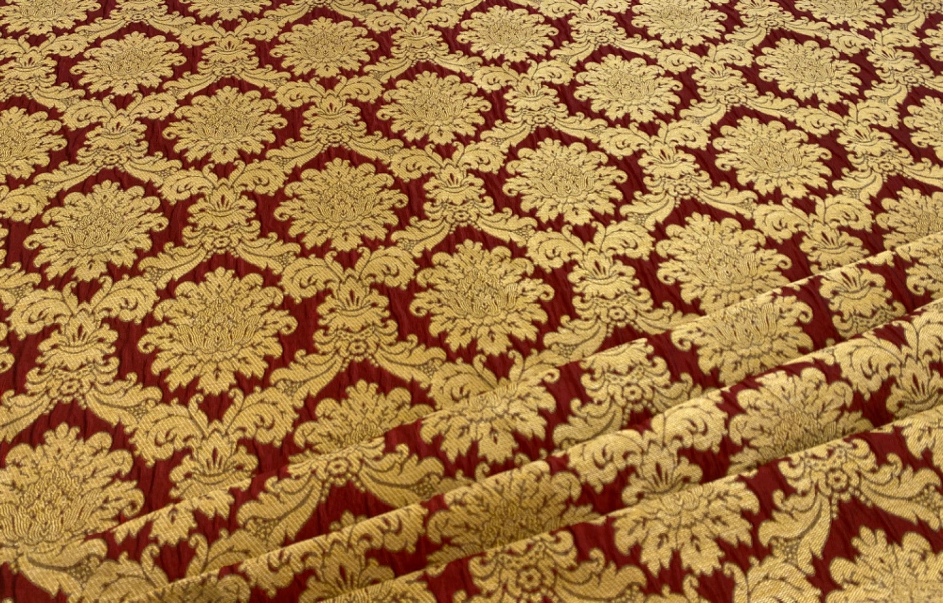 H343 Provence Damask Red
