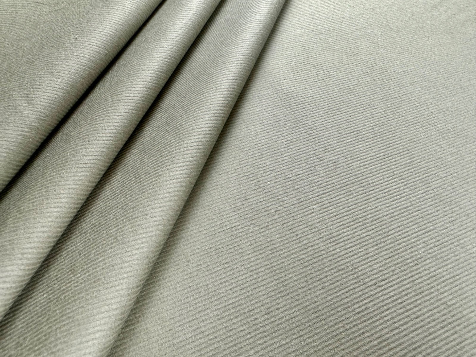 F362 Ex Designer 16 Wale Corduroy Mushroom