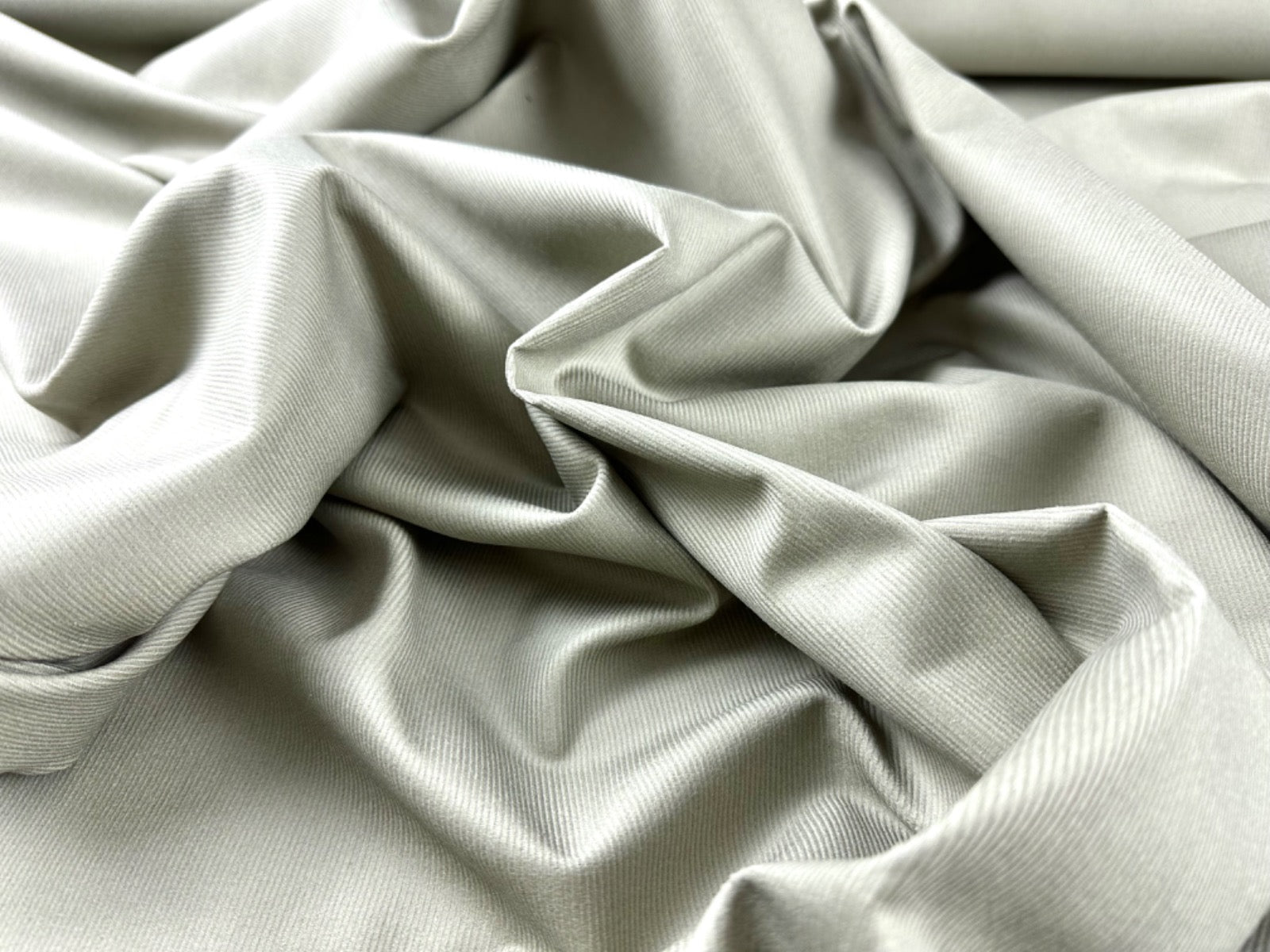F362 Ex Designer 16 Wale Corduroy Mushroom