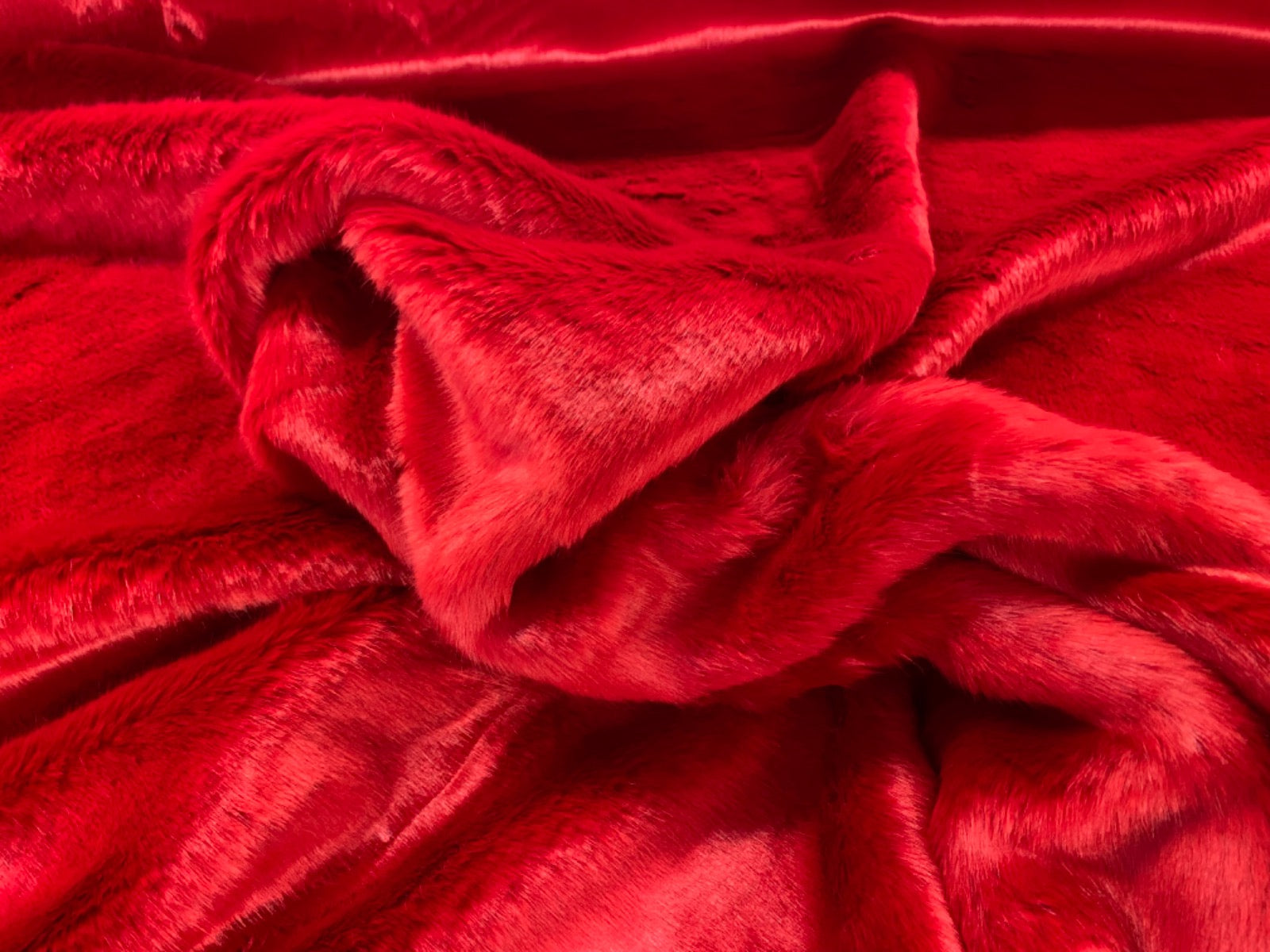Tex Ex 2861 Luxury wide Red faux fur | Textile Express | Buy fabric online