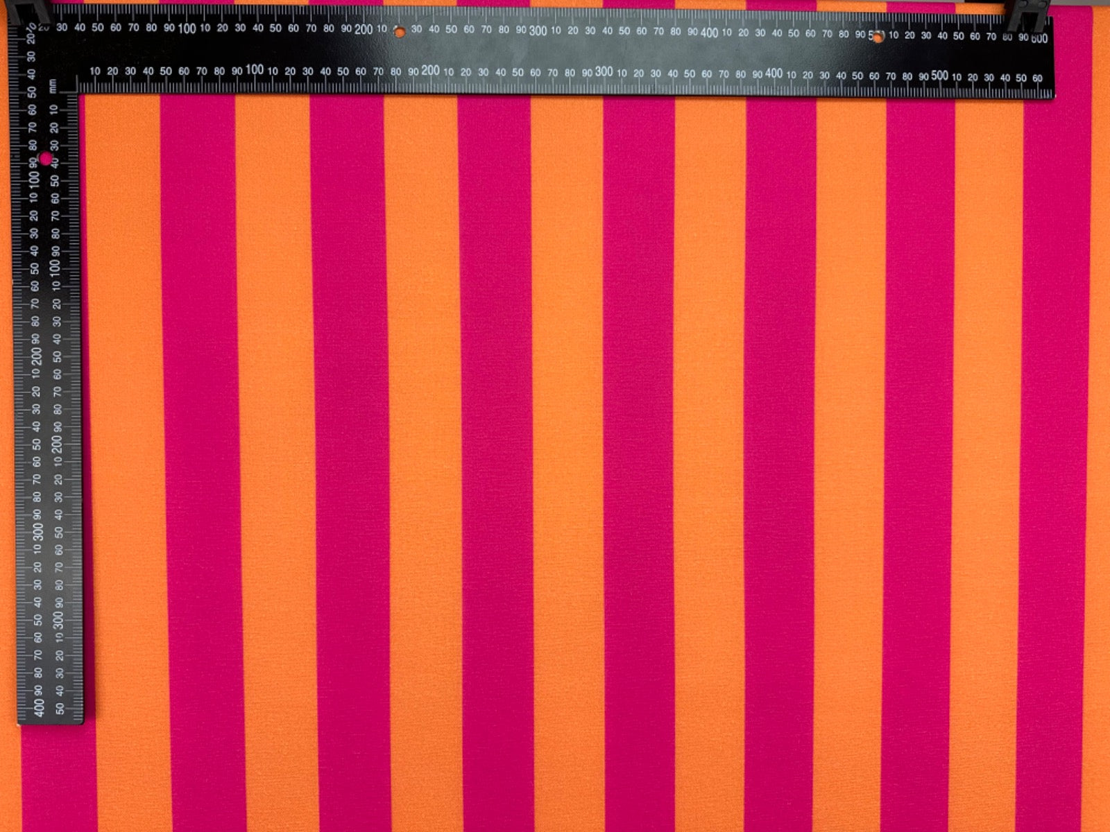T545 Bold Candy Stripe Pink