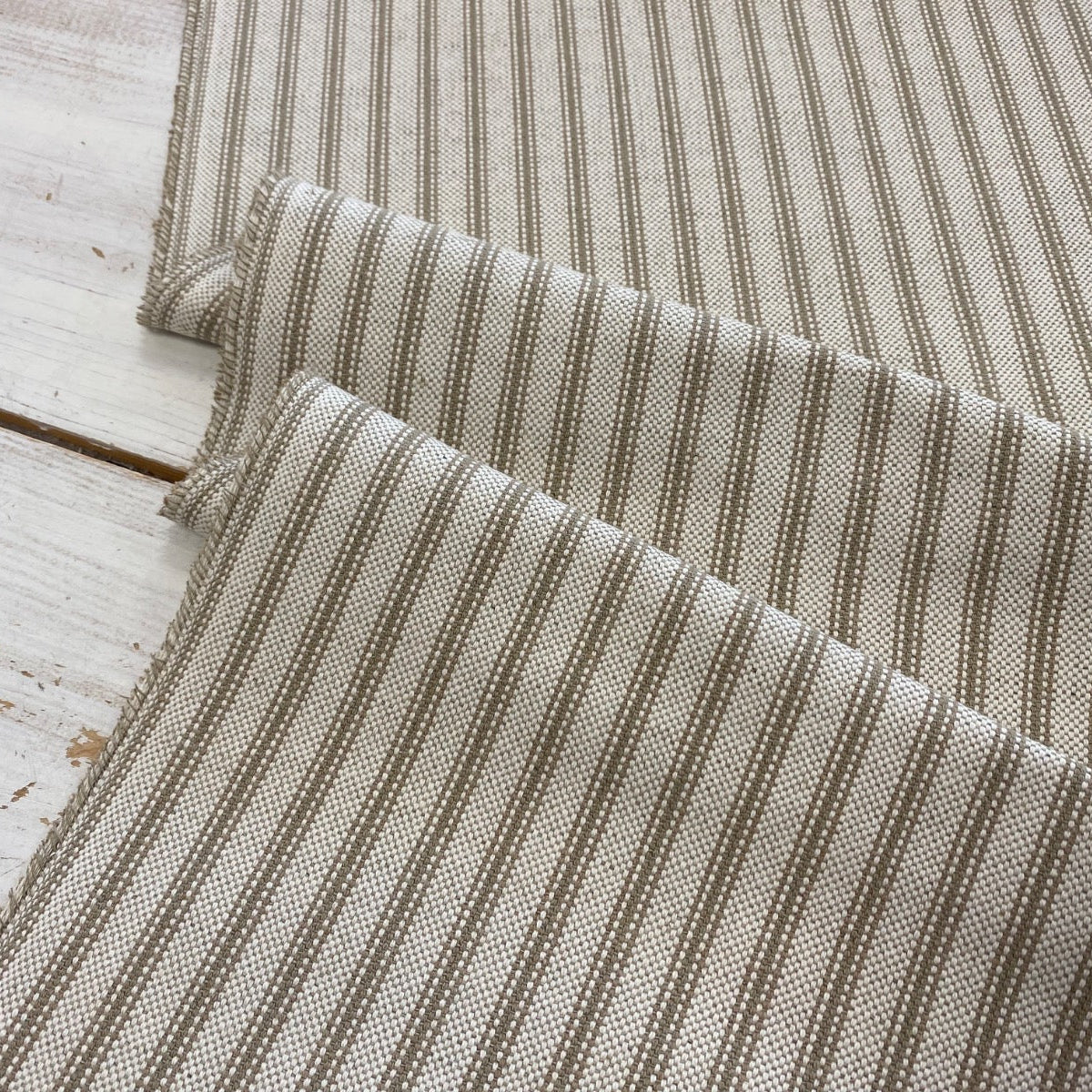 S282 Taupe Rustic Country Ticking Stripe 