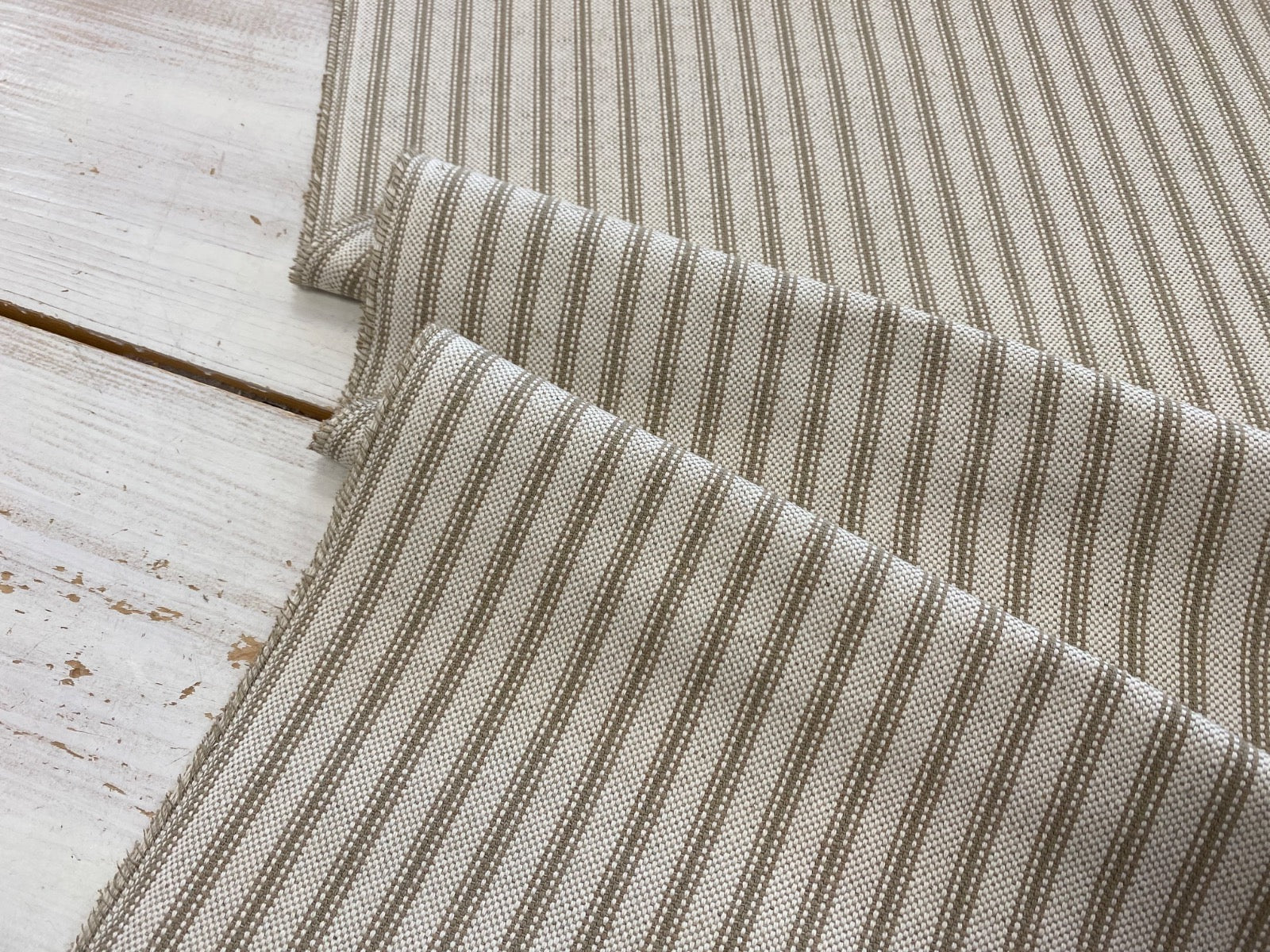 S282 Taupe Rustic Country Ticking Stripe 