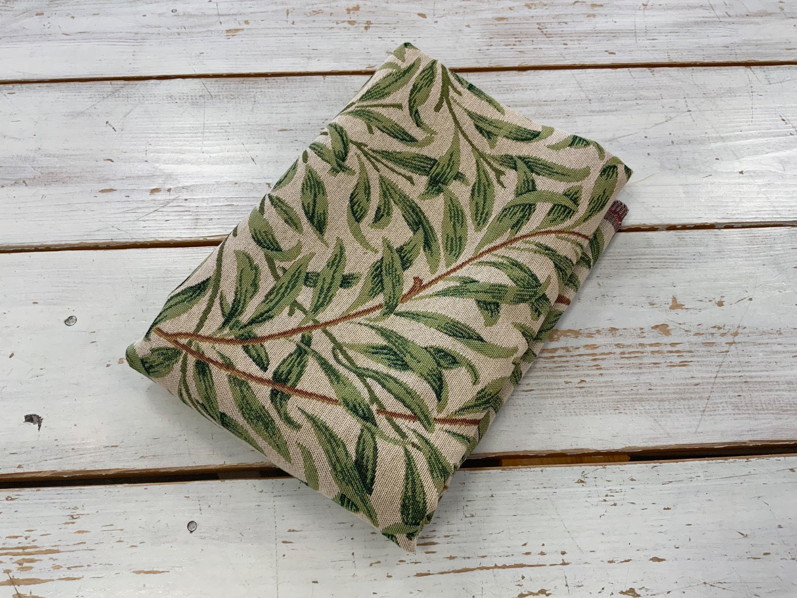 RE3877 0.8m willow bough tapestry (140cm wide)