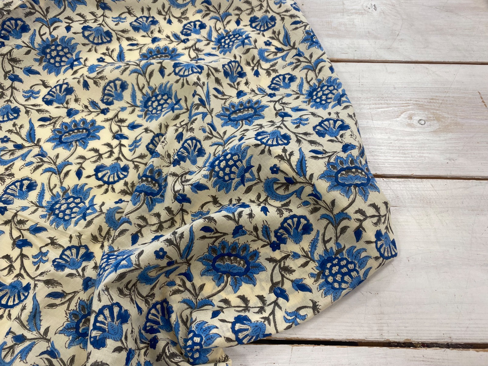 Taj Floral block print Tex ex 2908