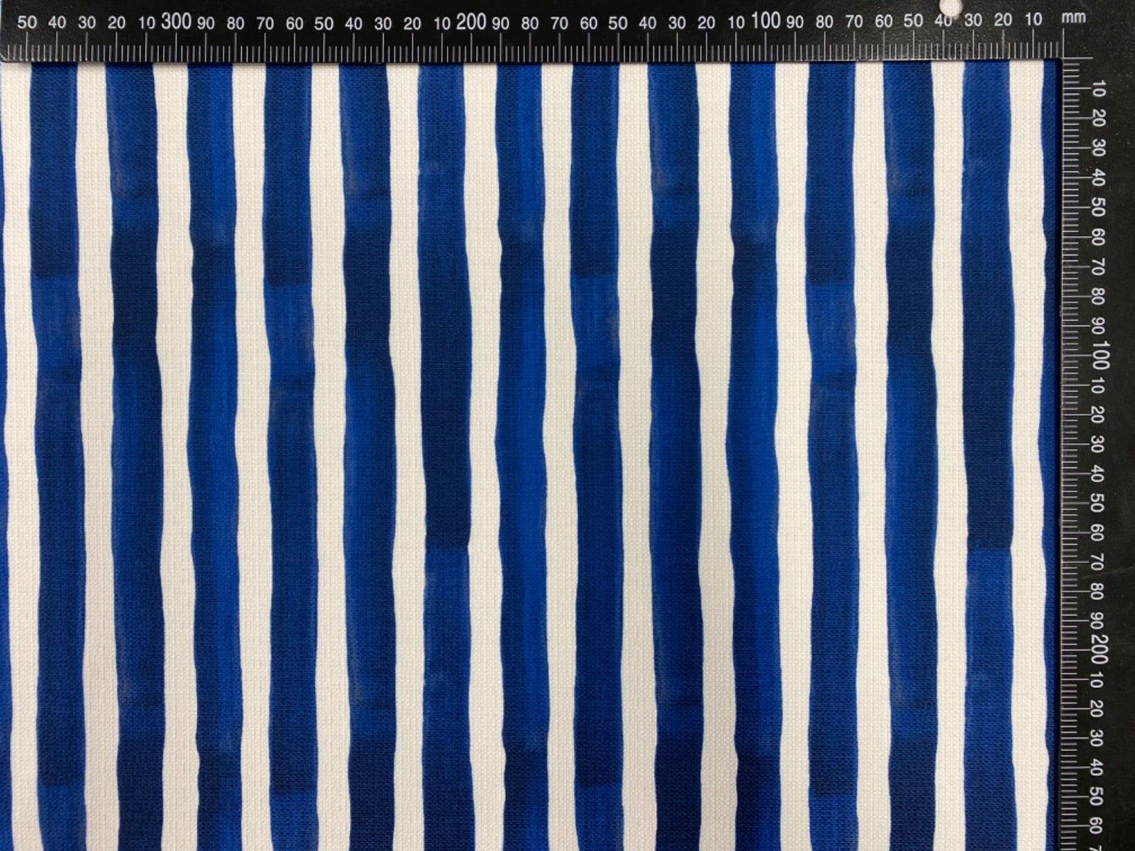 H393 Biarritz Waterproof Stripe Blue