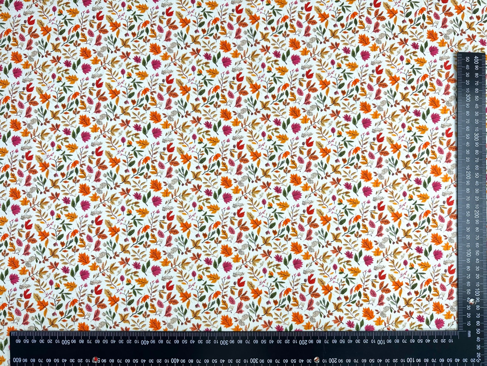 I523 Autumn Leaves Needlecord Ivory