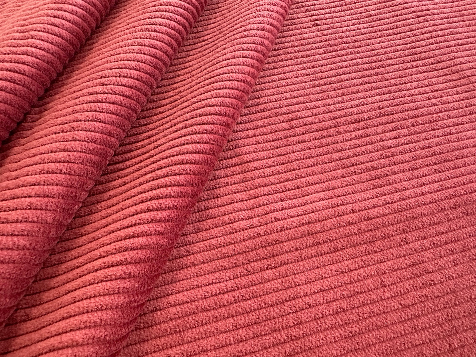 C816 4.5 Wale Corduroy Rose