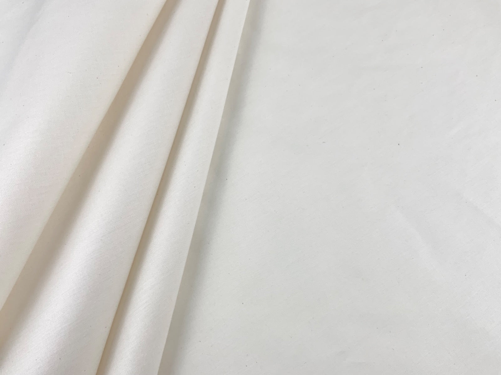 Downproof Waxed Cambric Fabric