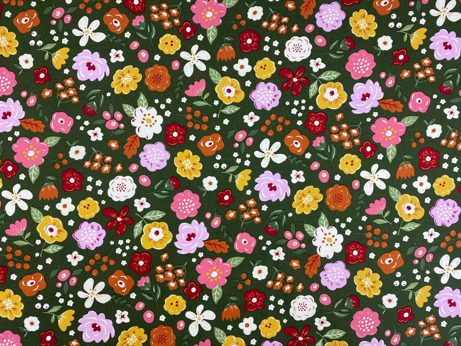C813 Woodland Flowers Cotton Poplin Green