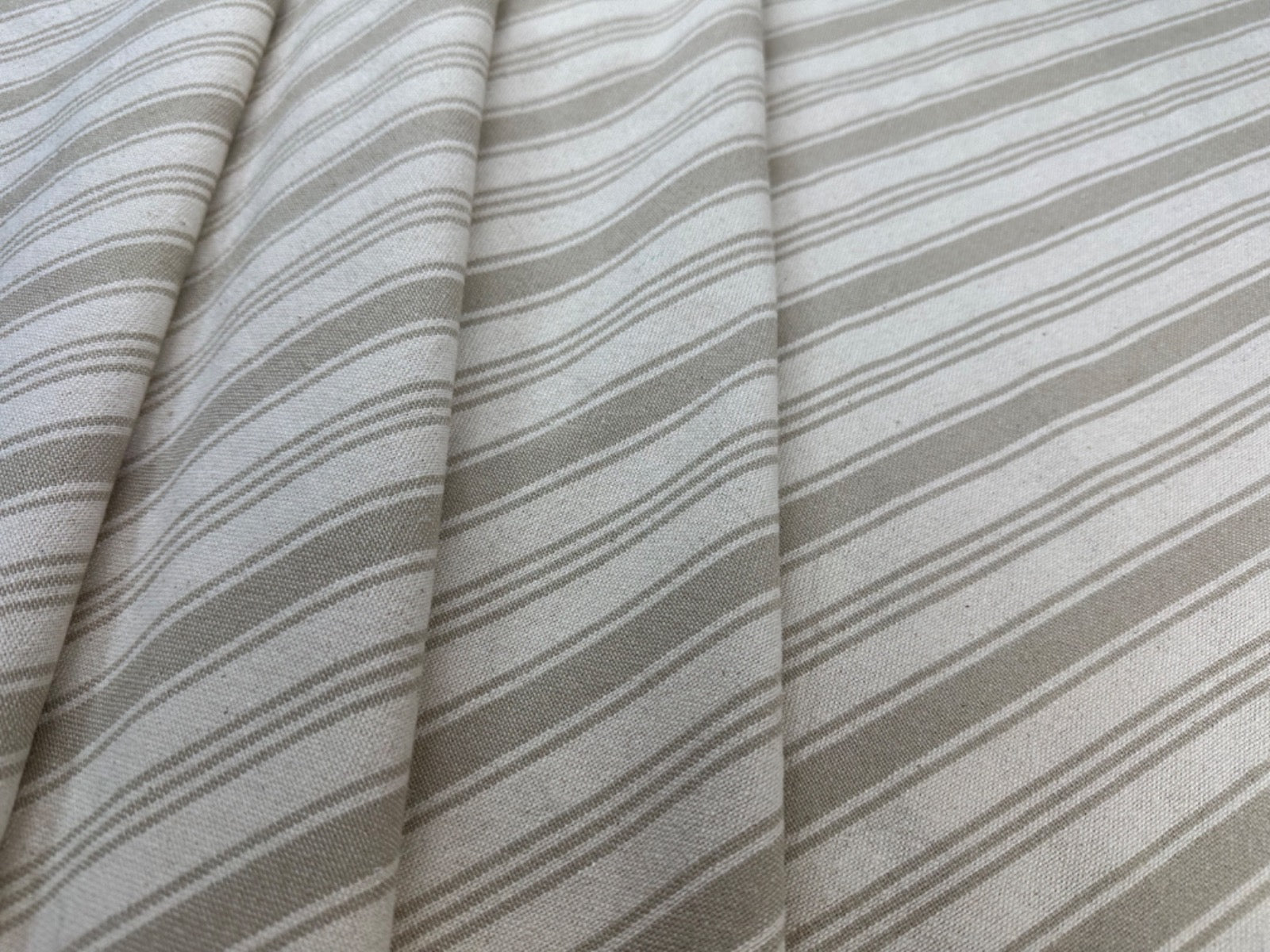 H363 Raphael Rustic Stripe Linen