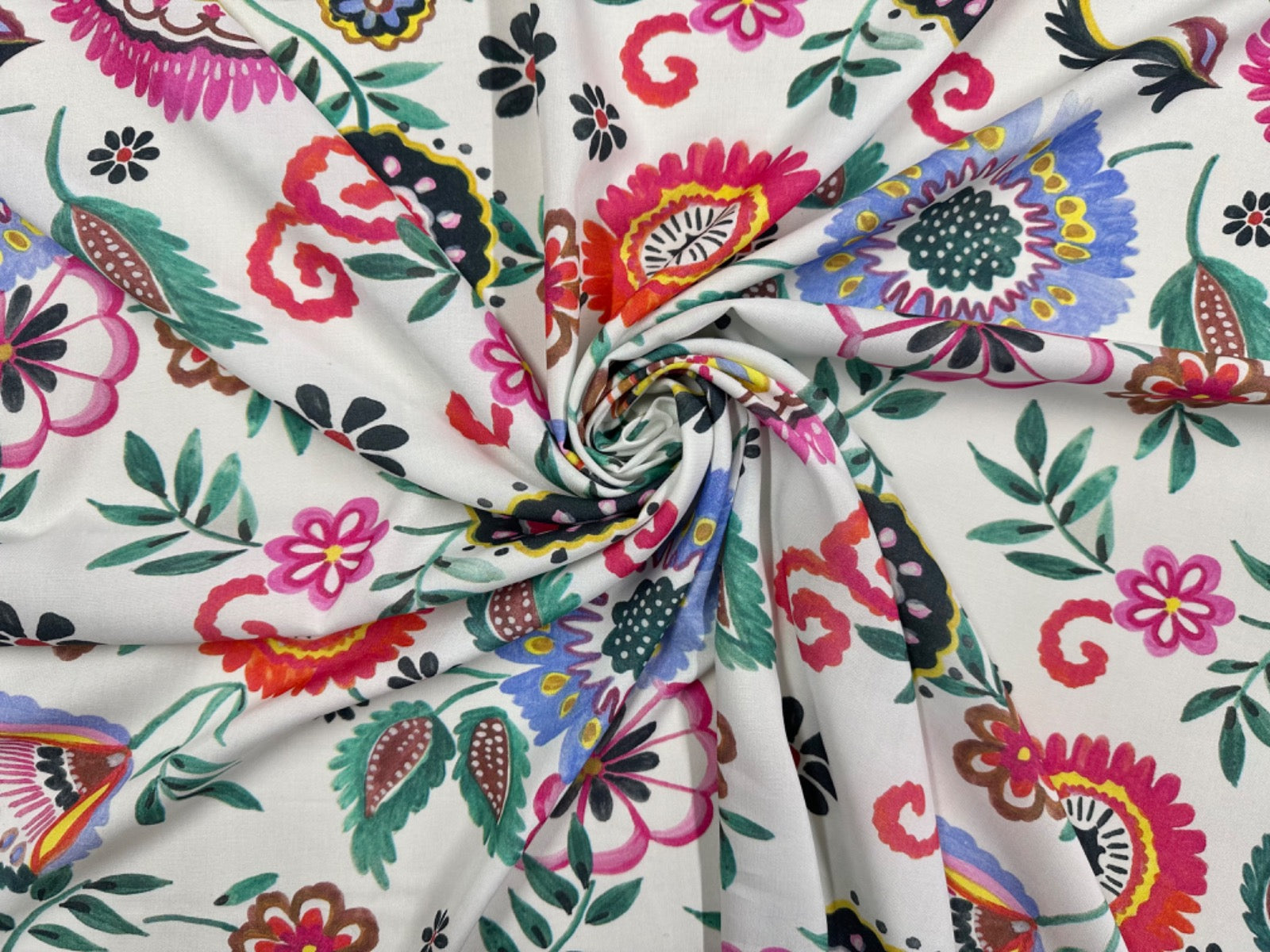 H366 Folklore Viscose Multi