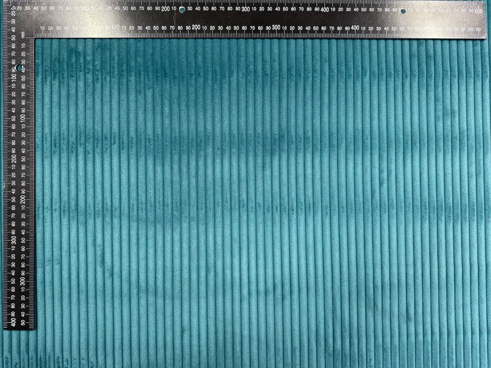 H376 Midi Soft Furnishing Corduroy Teal