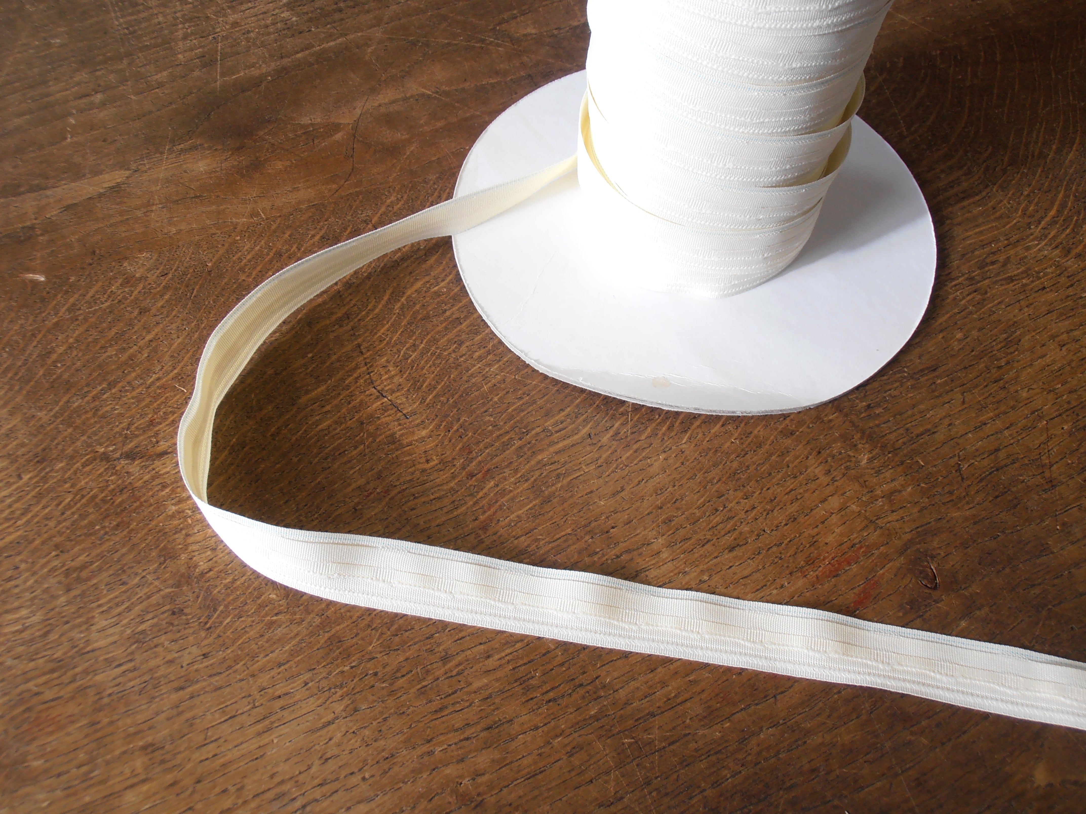 Slotted Roman Blind Tape 20mm Cream