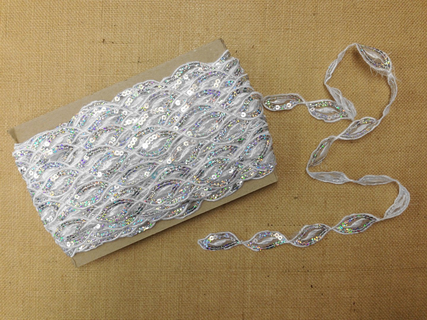 Tex Ex 1079 Sequined Petals Trim